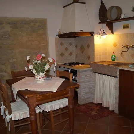 Farm stay Agriturismo Bonzalone Montiano (Tuscany)
