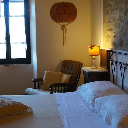 Farm stay Agriturismo Bonzalone Montiano (Tuscany)